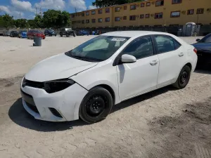 2016 TOYOTA COROLLA