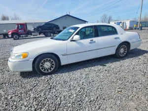 2001 LINCOLN TOWNCAR