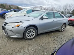 2017 TOYOTA CAMRY