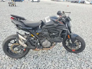 2022 DUCATI MONSTER