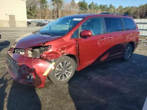 2019 TOYOTA SIENNA