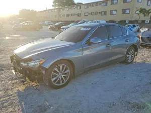 2015 INFINITI Q50