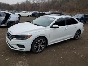 2021 VOLKSWAGEN PASSAT