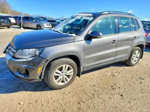 2016 VOLKSWAGEN TIGUAN