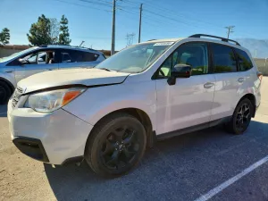 2018 SUBARU FORESTER