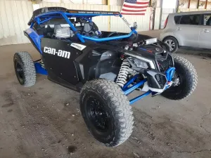 2023 CAN-AM SIDEBYSIDE