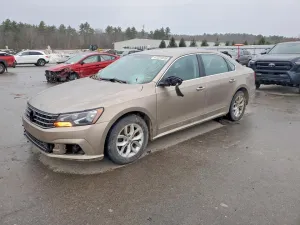 2016 VOLKSWAGEN PASSAT