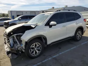 2024 SUBARU FORESTER