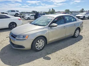 2013 VOLKSWAGEN JETTA