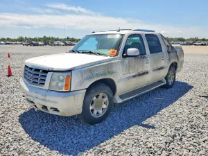 2005 CADILLAC ESCALADE