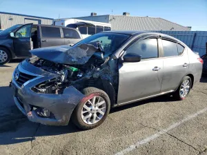 2018 NISSAN VERSA
