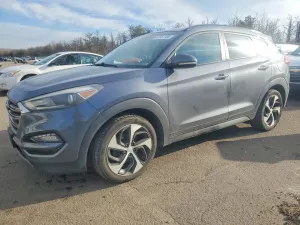2016 HYUNDAI TUCSON