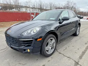 2017 PORSCHE MACAN