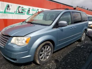 2010 CHRYSLER MINIVAN