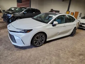 2025 TOYOTA CAMRY
