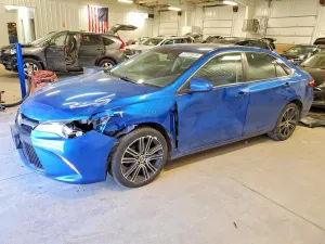 2016 TOYOTA CAMRY