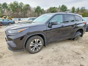 2022 TOYOTA HIGHLANDER