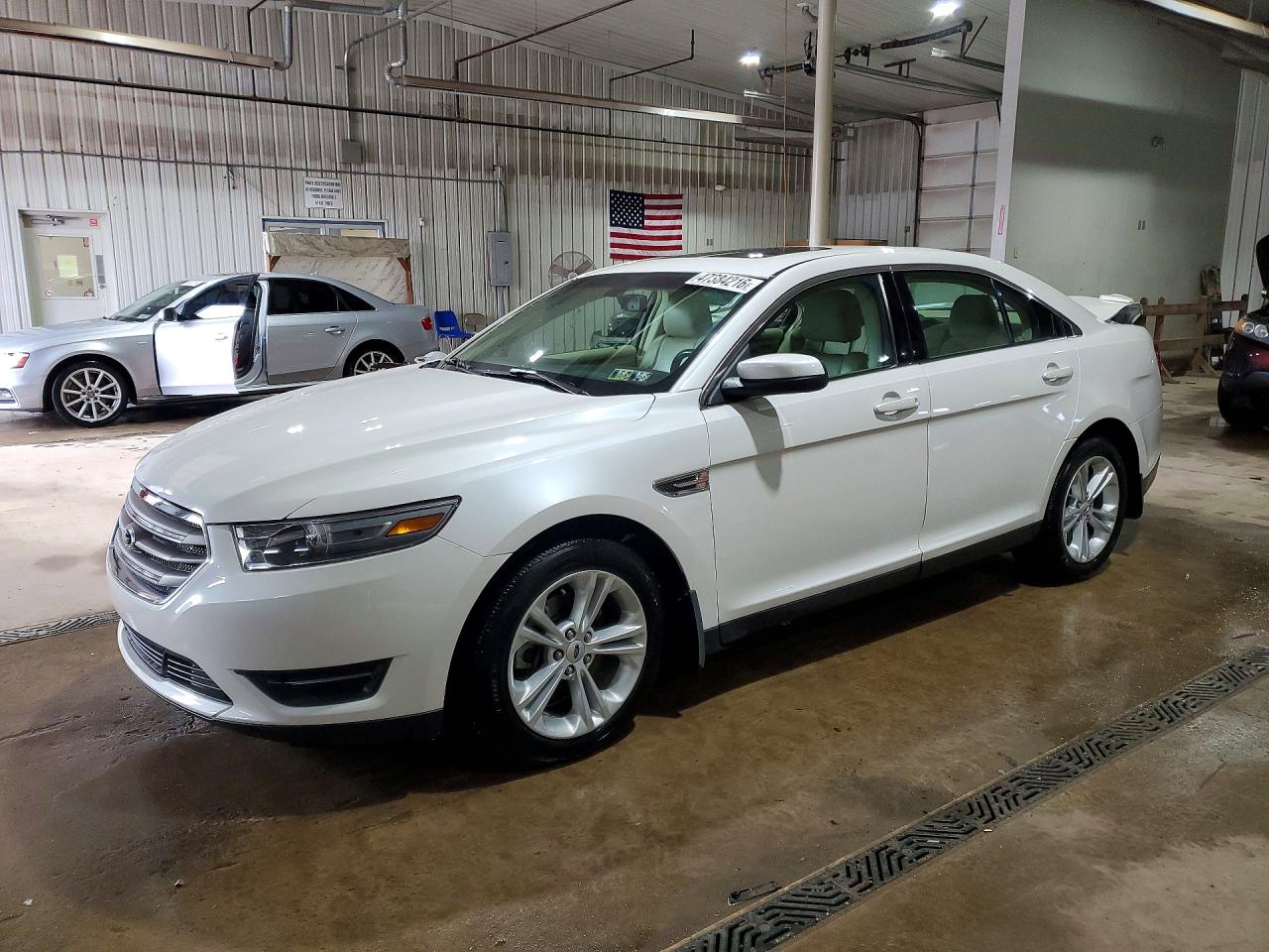 2013 FORD TAURUS
