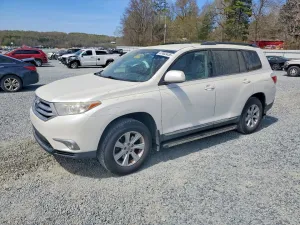 2013 TOYOTA HIGHLANDER