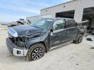 2014 TOYOTA TUNDRA