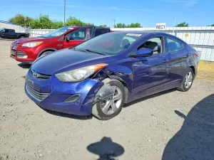 2013 HYUNDAI ELANTRA