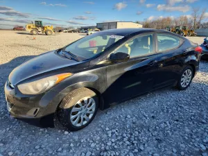 2012 HYUNDAI ELANTRA