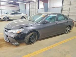 2016 TOYOTA CAMRY