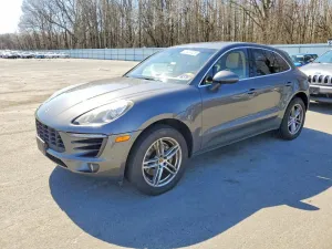 2015 PORSCHE MACAN