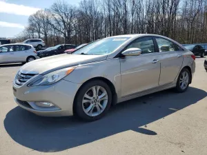 2011 HYUNDAI SONATA