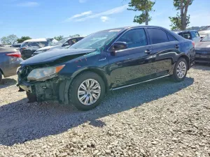 2013 TOYOTA CAMRY SOLA