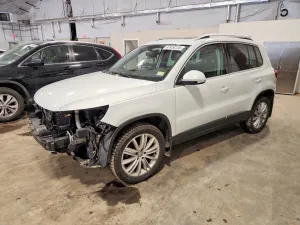 2016 VOLKSWAGEN TIGUAN