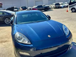 2012 PORSCHE PANAMERA