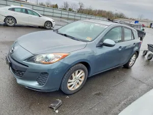 2012 MAZD MAZDA3 HAT