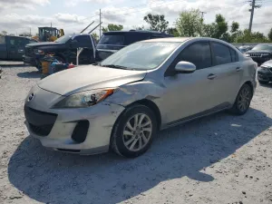 2012 MAZDA 3