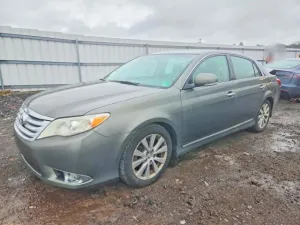 2011 TOYOTA AVALON