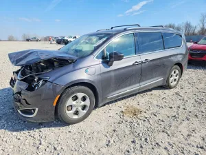 2018 CHRYSLER PACIFICA