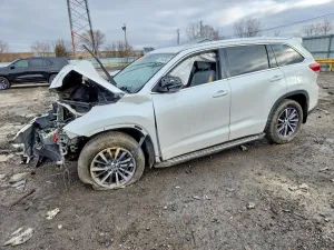 2018 TOYOTA HIGHLANDER