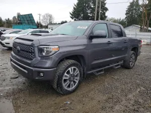 2018 TOYOTA TUNDRA