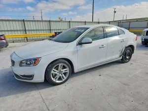 2015 VOLV S60