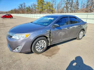 2014 TOYOTA CAMRY SOLA