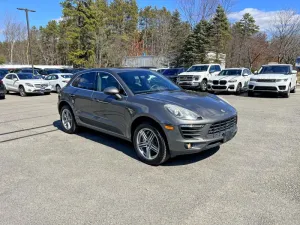 2015 PORSCHE MACAN