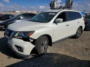 2017 NISSAN PATHFINDER