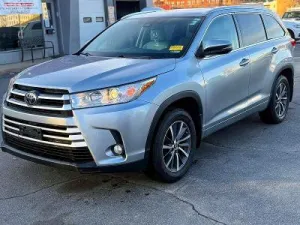 2017 TOYOTA HIGHLANDER