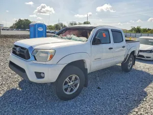 2015 TOYOTA TACOMA