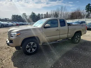 2016 TOYOTA TACOMA