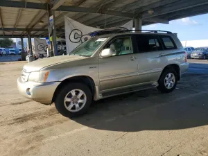2002 TOYOTA HIGHLANDER