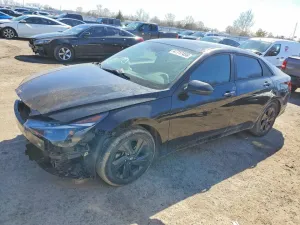 2022 HYUNDAI ELANTRA