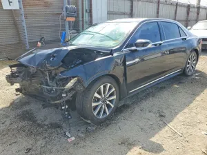 2017 LINCOLN TOWNHOUSE CONTINENTL