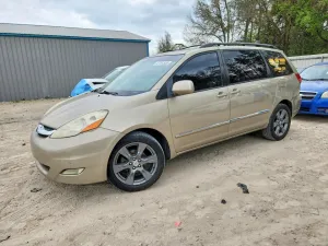 2006 TOYOTA SIENNA