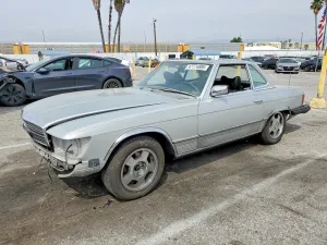 MERCEDES-BENZ SL-CLASS